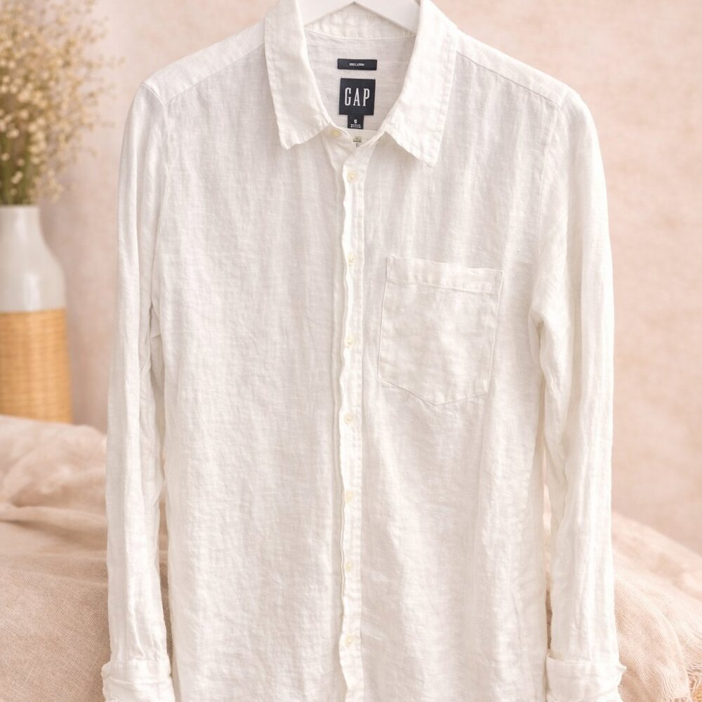 GAP White Linen Button-Down Shirt